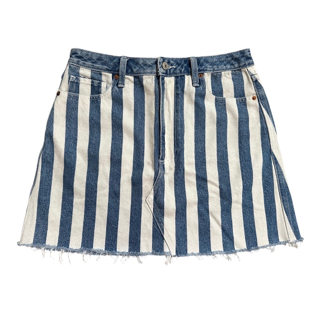 Abercrombie & Fitch Blue/White Striped Frayed Hem Denim Skirt Size 30 / 10
